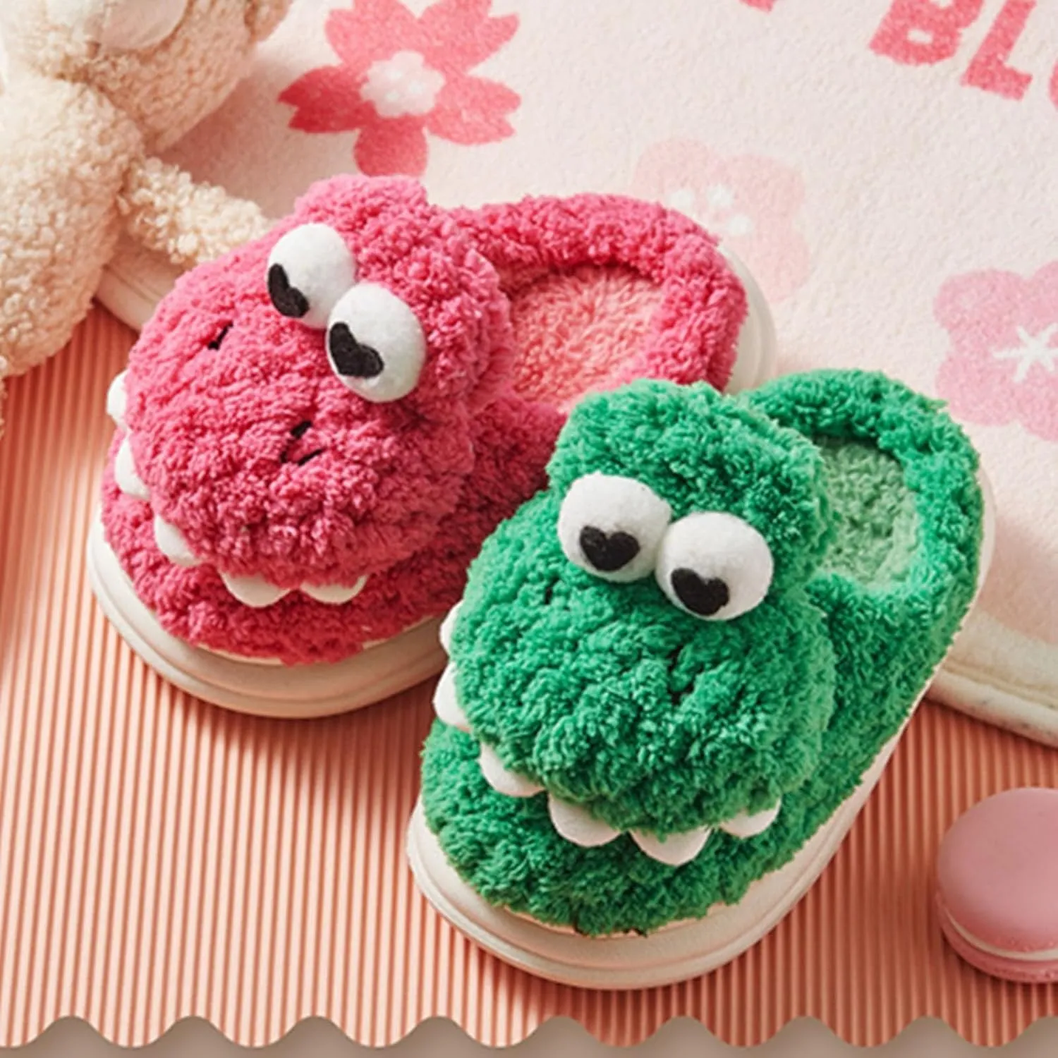 Bedroom Slippers for Kids Cotton Slippers Girls Boys Slippers Memory Foam Comfy House Slippers Winter Indoor Slipper