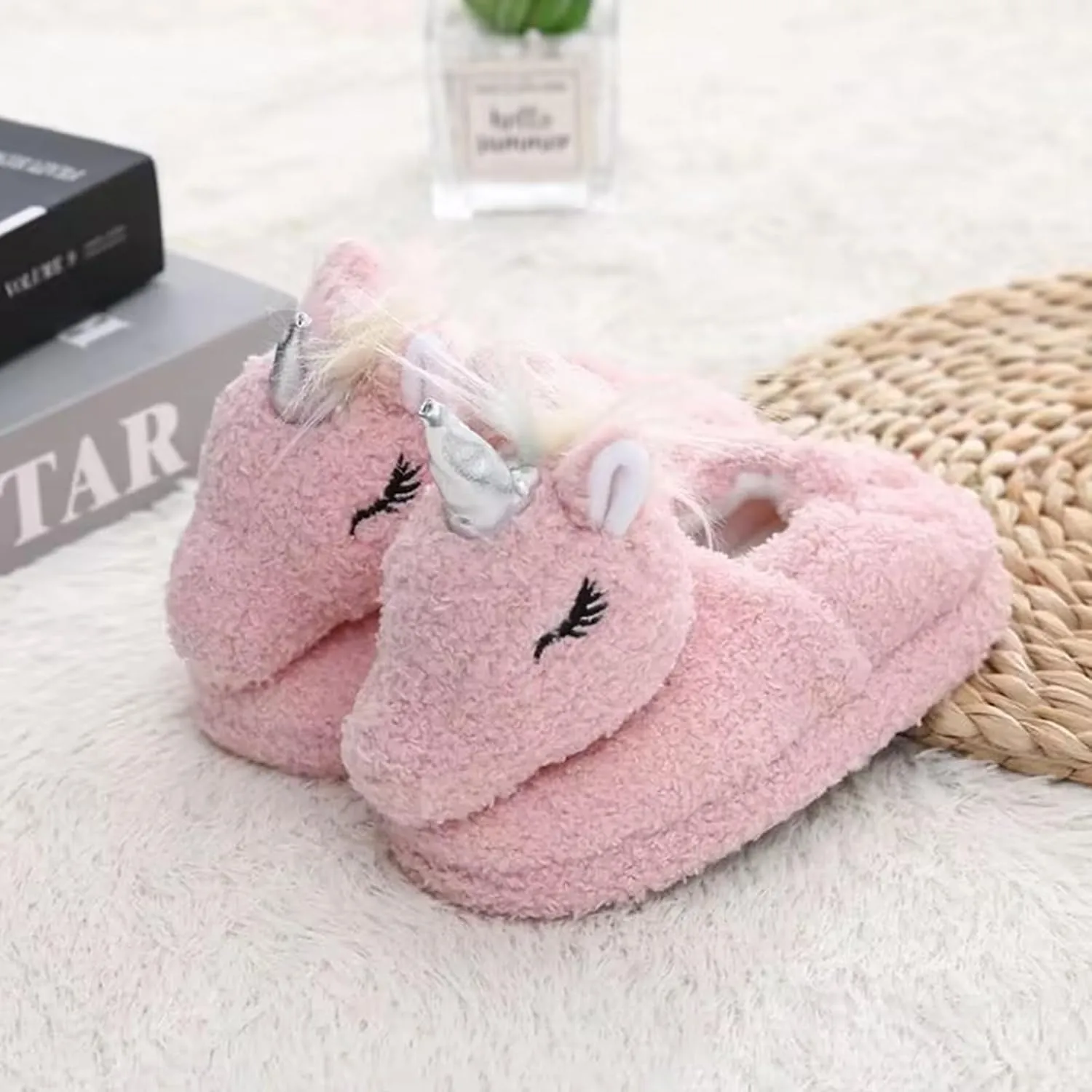 Boys Girls Plush Warm Cute Bunny House Slippers Fuzzy Indoor Bedroom Shoes Animal Soft Cozy Cute Cartoon Plush Anti-Slip Shoes for Toddler Kids
