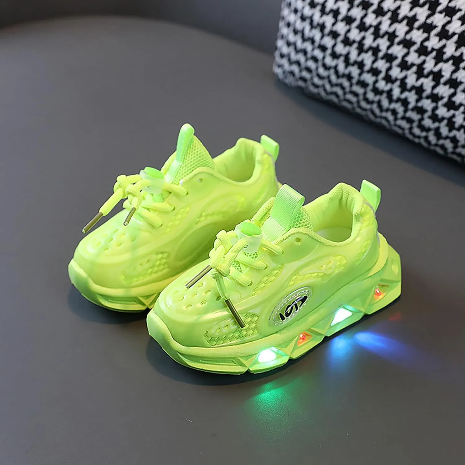 Children Baby Girls Boys Breathable Mesh Led Luminous Sport Run Sneakers Shoes Kids Soft Shoes Sports Sneaker
