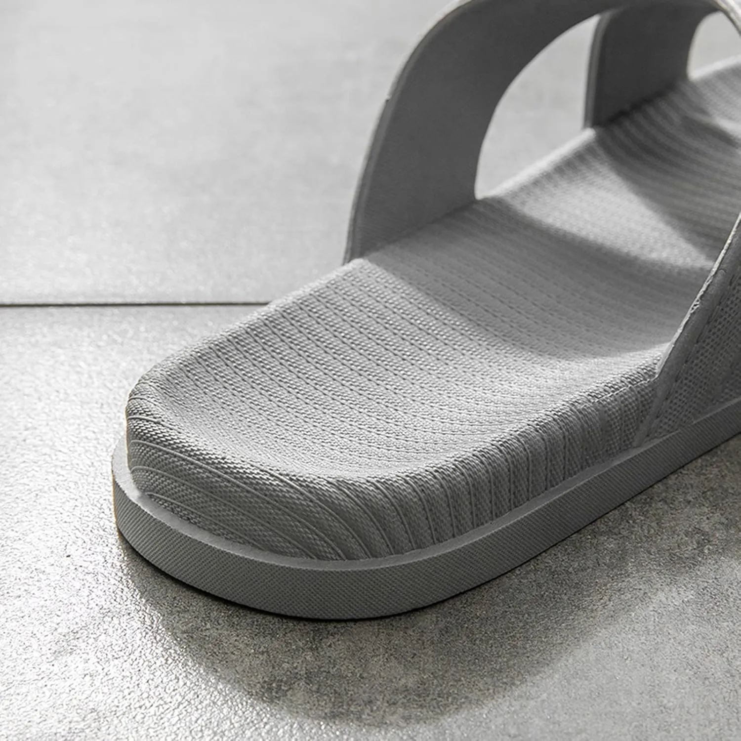 Cloud Slippers for Men Shower Shoes Women Mens Shower Shoes Womens Slides Quick Drying Beach Public Slippers