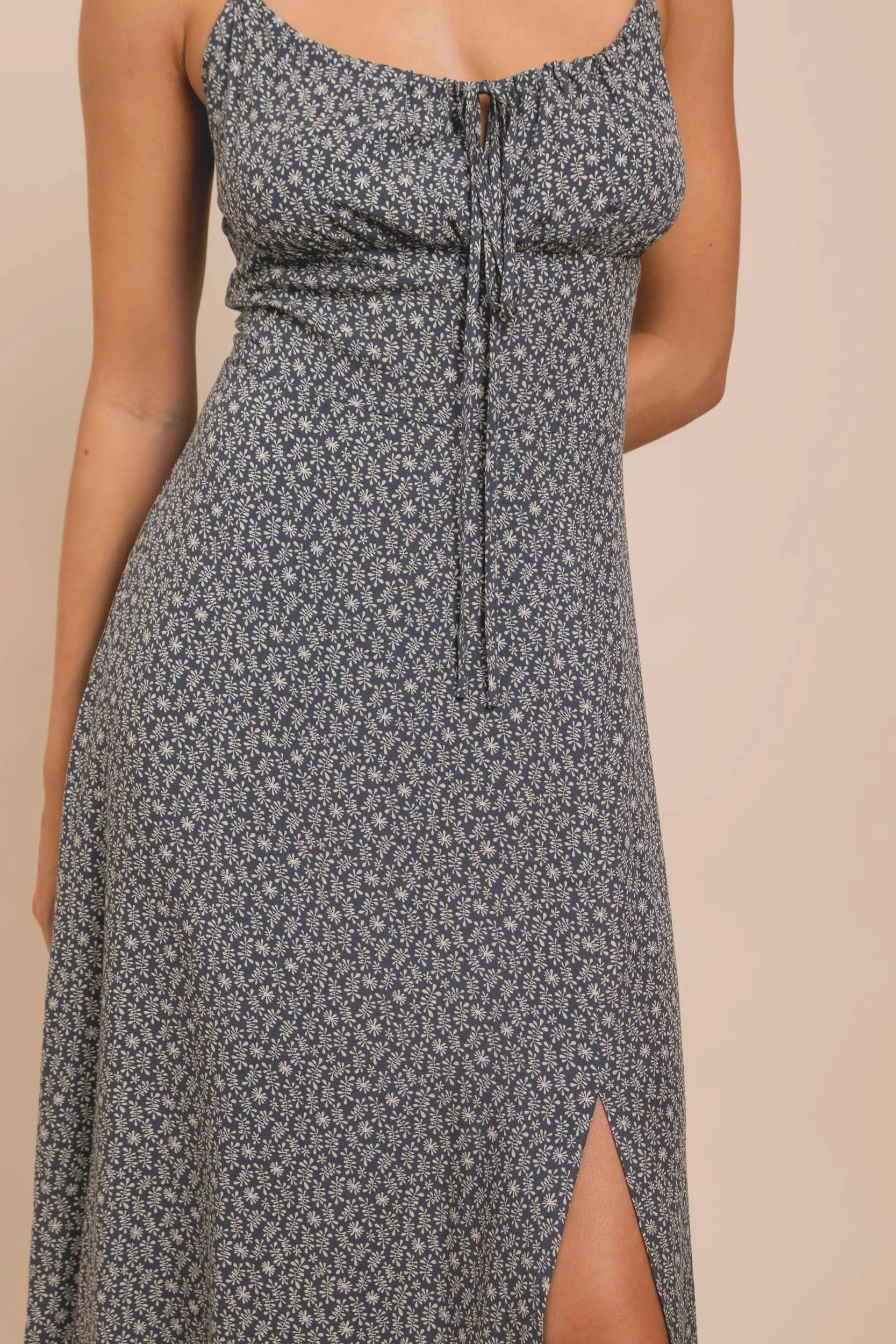 Daisy Street Cross Over Strap Ruched Bust Midi Dress With Split