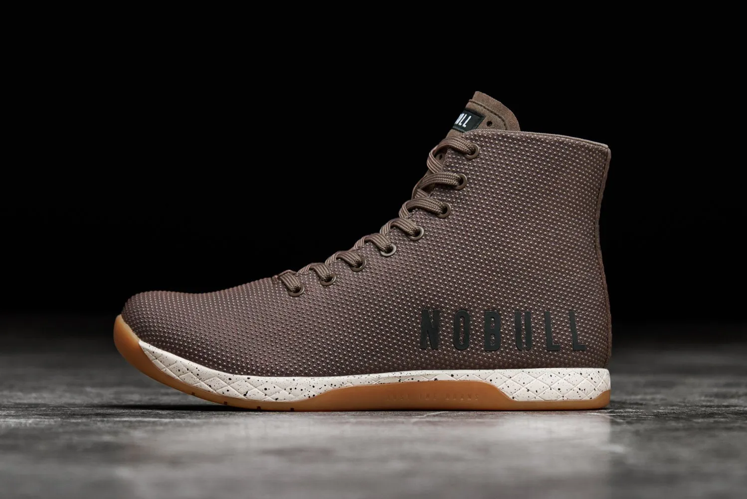 HIGH-TOP CHESTNUT TRAINER (MEN'S)