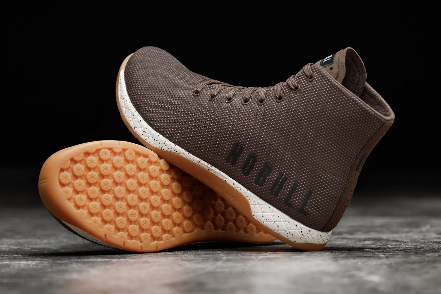 HIGH-TOP CHESTNUT TRAINER (MEN'S)
