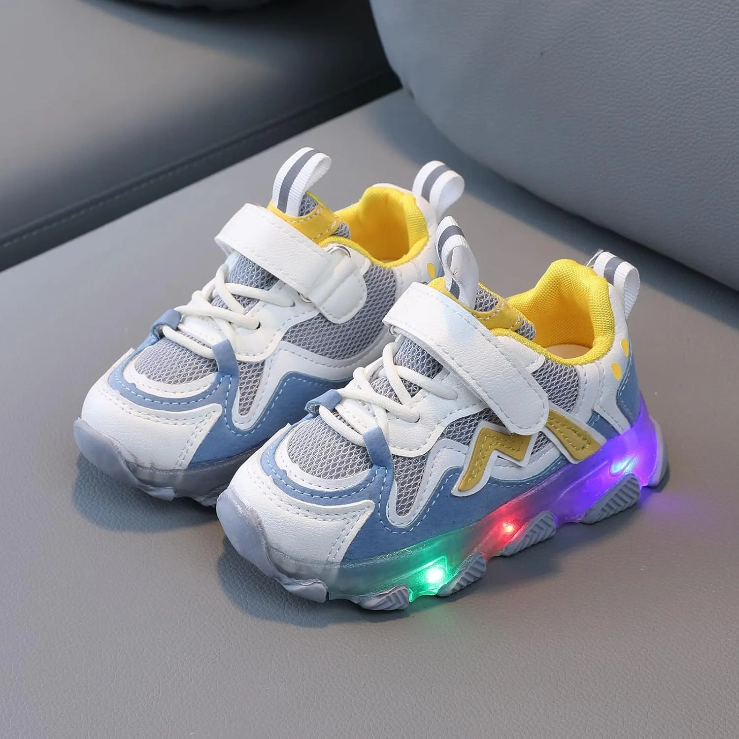 IWIHMIV Boys Girls Luminous Light Tennis Shoes Lightweight Breathable Non Slip Running Athletic Walking Sports Shoes