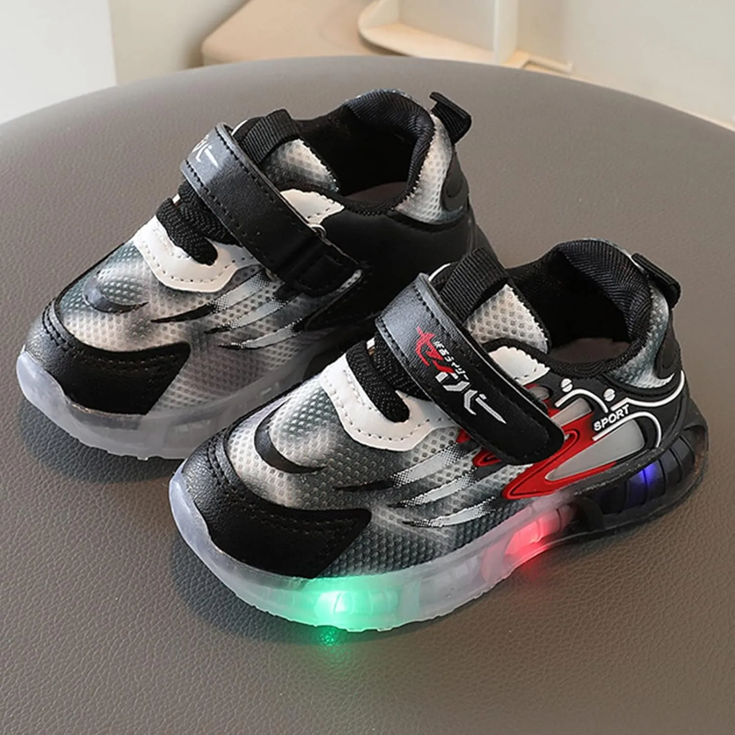 Light Up Toddler Shoes Casual Breathable Non-Slip Unisex Luminous Sneakers for Girls Boys Lightweight Tennis Shoes