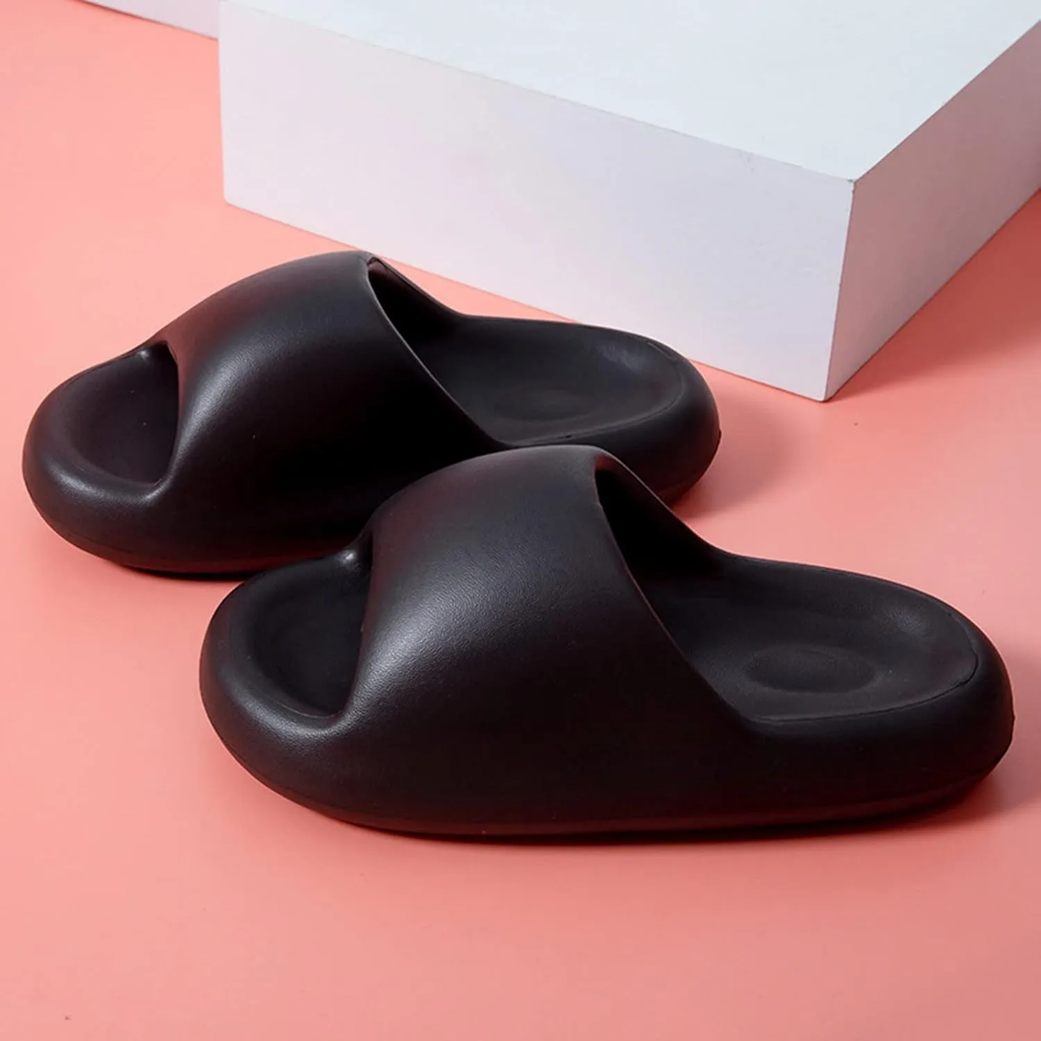 Pillow Slippers Womens Indoor Slipper Mens Bath Slippers Cloud Slides Room Spa Living Quick Drying Drainage Hole
