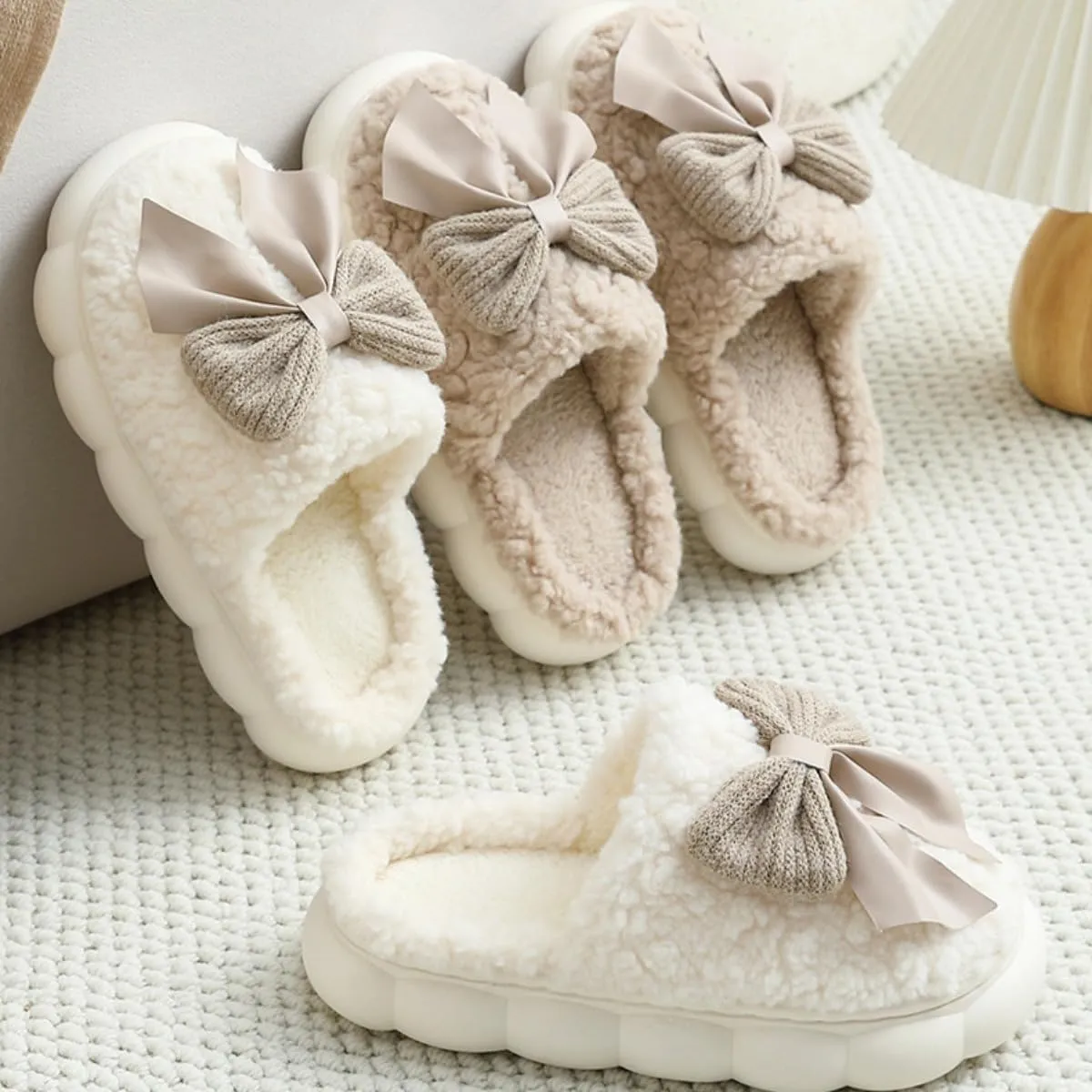 Plush Cute Bow Slippers for Women ?C Furry Comfy Indoor Outdoor Non-Slip House Slippers