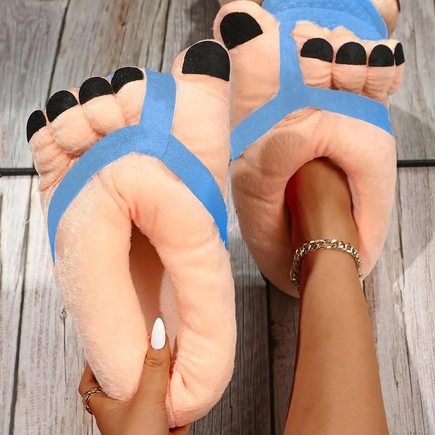 SBGMoSJ Women's Cozy Non Slip Grip Indoor House Slippers Mens Slippers for Winter Purple Fuzzy Slippers Cute House Slippers for Women Memory Foam Outdoor Christmas Lights Gifts for Wife 2023