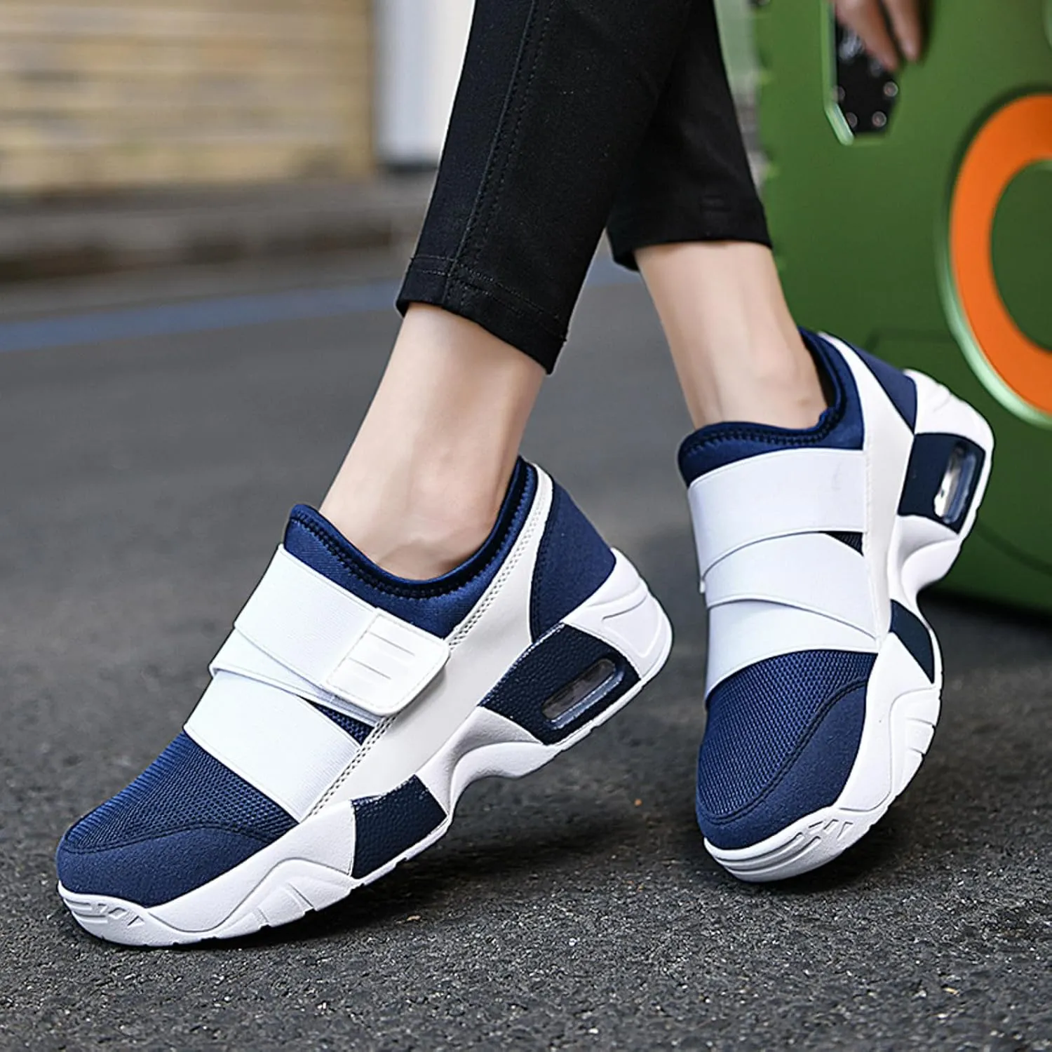 Womens Walking Shoes Slip on Comfy Knitted Non Slip Vintage Wide Running Shoes Breathable Mesh Sports Workout Tennis Shoes Fashion Lace Up Sneakers